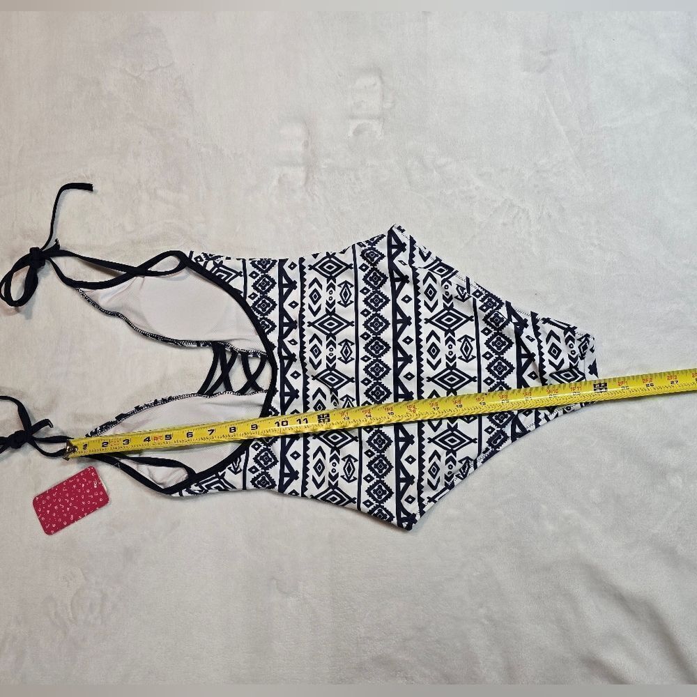 🌿NWT "PatPat" tribal print one piece swimsuit size Small - Picture 8 of 11